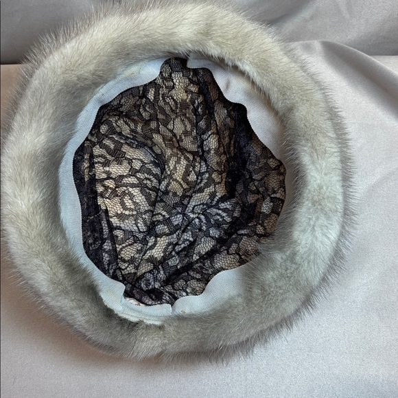 Vintage Saphire Mink Hat 22" - Picture 7 of 8